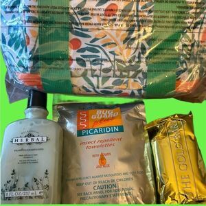 Avon Floral Tote Bag with Green Straps